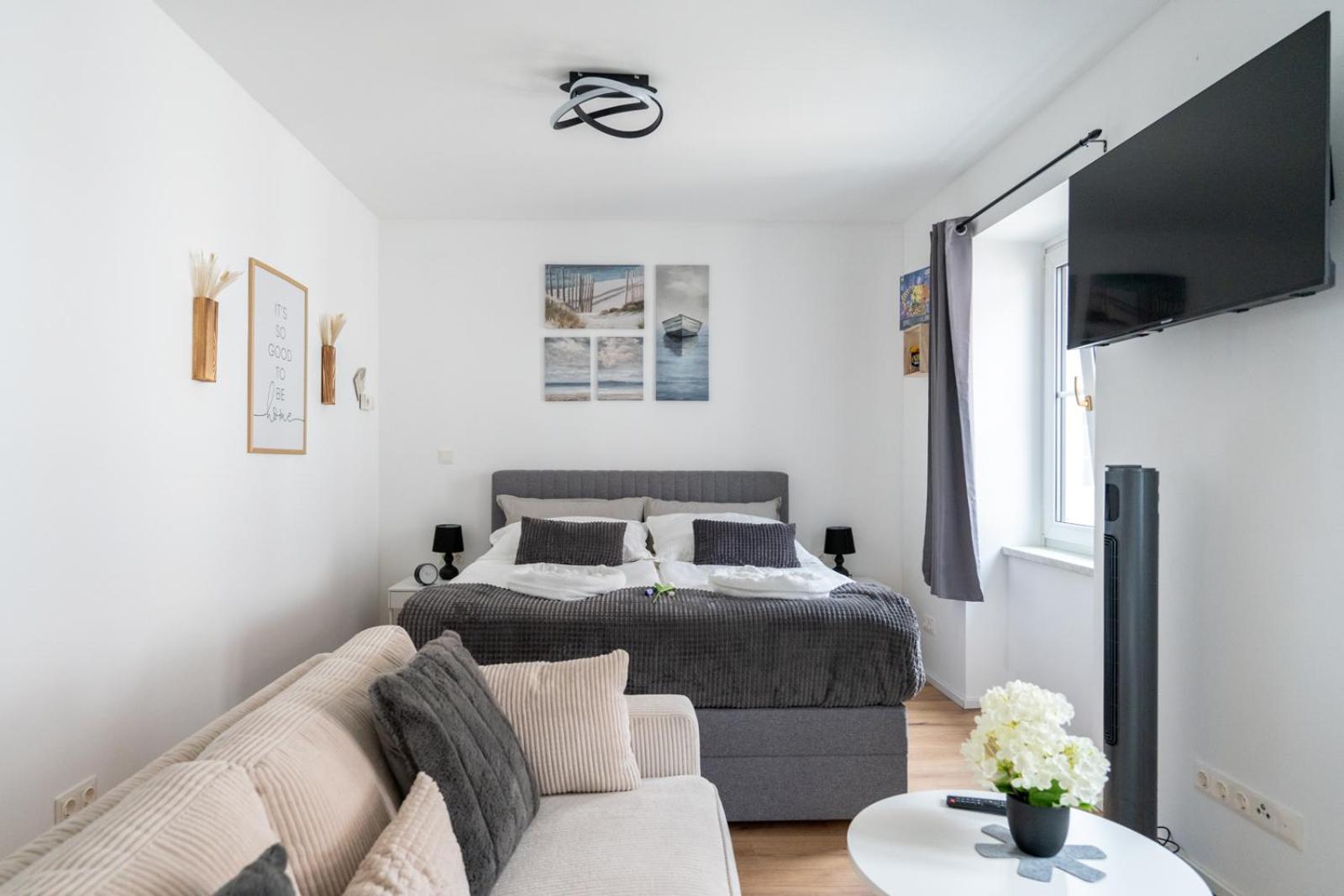 Wachau Oasis - Elegance With A Private Terrace Apartment Mautern Bagian luar foto