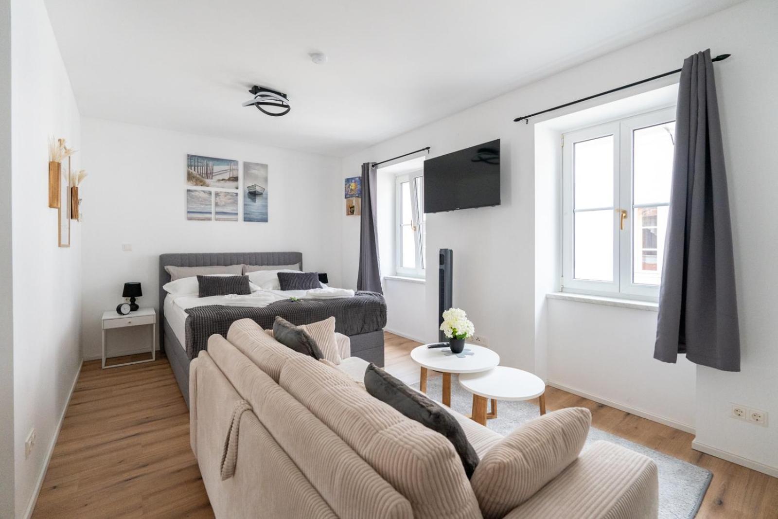 Wachau Oasis - Elegance With A Private Terrace Apartment Mautern Bagian luar foto