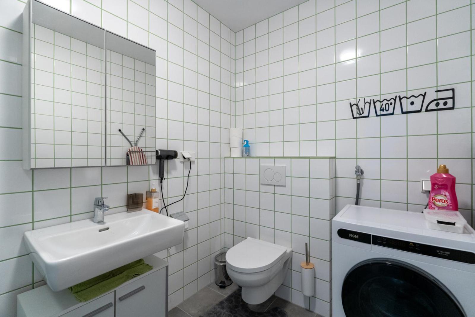 Wachau Oasis - Elegance With A Private Terrace Apartment Mautern Bagian luar foto